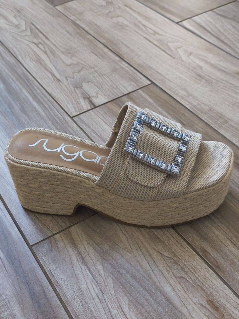 Platform Slides 🤍 - Picture 2 of 8